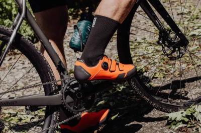 Force MTB REVO 2 oranžové cyklistické tretry