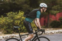 Force VISION černá cyklistická vesta - neprofuk