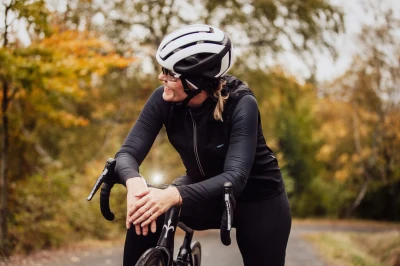 Force VISION černá cyklistická vesta - neprofuk