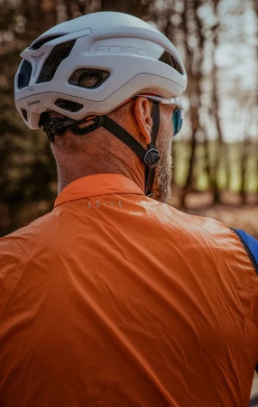 Force WINDPRO oranžová cyklovesta , plná záda