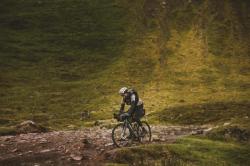 Force VIRTUOSO GRAVEL černo-army cyklistické tretry POUZE EU 38 (VÝPRODEJ)