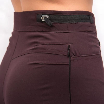 Fresh Trash Women[39]s Rider Shorts Port Red dámské cyklošortky