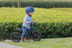 Globber odrážedlo GO BIKE ELITE - NAVY BLUE