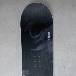 Gravity Contra 24/25 snowboard + Raven Fastec FT360 black vázání + Raven Flush MOZ boty