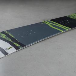 Gravity Flash 23/24 juniorský snowboard + Gravity Cosmo vázání