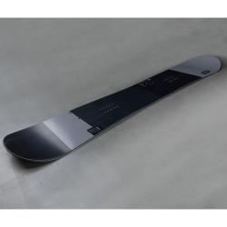 Gravity Silent 23/24 pánský snowboard + Raven FT360 black vázání