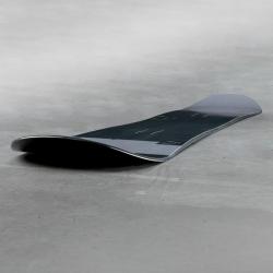 Gravity Silent 24/25 pánský snowboard + Gravity Drift steel green vázání + sleva 500,- na příslušenství