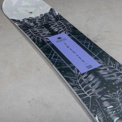 Gravity Trinity 24/25 dámský snowboard + sleva 600,- na příslušenství