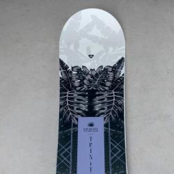 Gravity Trinity 24/25 snowboard + Raven S230 White vázání + Raven Target obuv