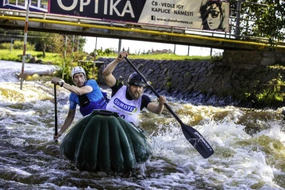 Gumotex Baraka SET - 2 nafukovací kanoe (v ceně setu: 2x pádlo, 2x vesta, 2x triko, pumpa, obal 100L, sada lepení ) + sleva 1500,- na příslušenství