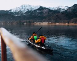 Gumotex RUSH 2 SET II. (v setu: 2x pádlo, 2x vesty, trika, pumpa, obal) - nafukovací kajak + sleva 500,- na příslušenství