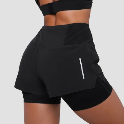 GymBeam Pulse Black dámské běžecké šortky 2v1