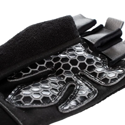 GymBeam Fitness rukavice Grip black