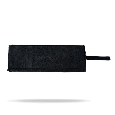 GymBeam Sportovní ručník z mikrovlákna Medium Black
