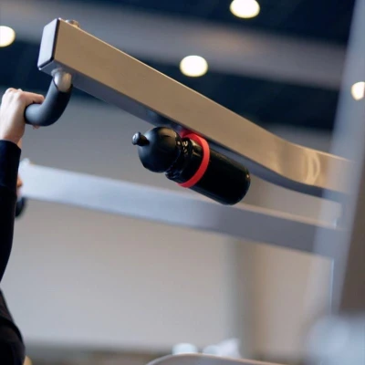 Gymbutler magnetický držák na lahev POUZE růžová (VÝPRODEJ)