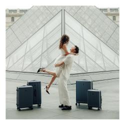 Heys Luxe L Rose Gold kufr + kosmetická taštička zdarma