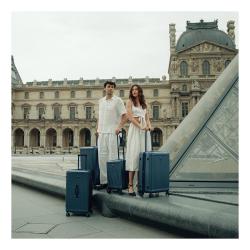 Heys Luxe L Trunk Navy kufr + kosmetická taštička zdarma
