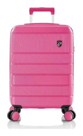 Heys Neo S Fuchsia kufr + kosmetická taštička zdarma Heys Neo S Fuchsia kufr + kosmetická taštička zdarma