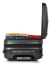 Heys Vantage Smart Luggage L Black kufr + kosmetická taštička zdarma