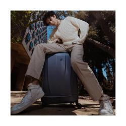 Heys Vantage Smart Luggage L Black kufr + kosmetická taštička zdarma
