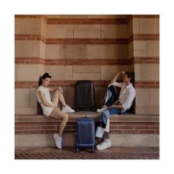Heys Vantage Smart Luggage M Burgundy kufr + kosmetická taštička zdarma