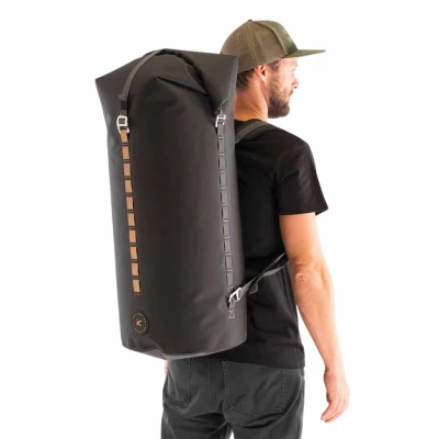 Hiko NOMAD TREK 40 L černý vodotěsný batoh