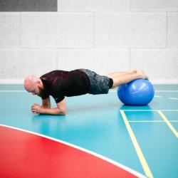 HMS Gymnastický míč YB01N 65 cm šedý