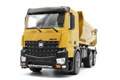 Huina Mercedes-Benz Arocs žlutý celokovový proporcionální RC sklápěč s nosností 3,5 kg