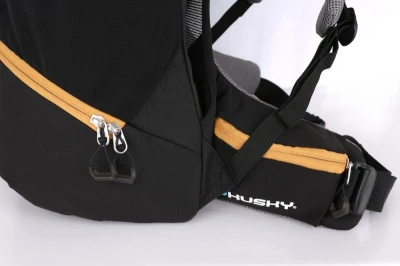 Husky Capture 40l black turistický batoh + sleva 200,- na příslušenství