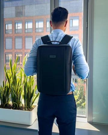 Husky Office 12l black batoh