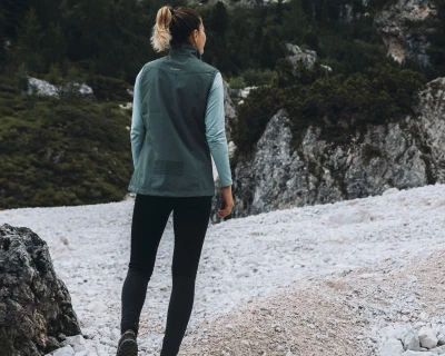 Husky Salien L black dámská softshell vesta