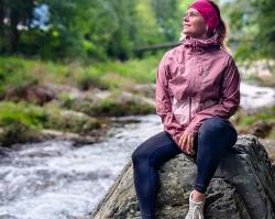 Husky Luma L black dámská ultralehká bunda