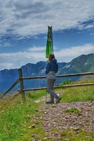 Husky Luma L blue dámská ultralehká bunda