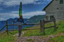 Husky Luma L blue dámská ultralehká bunda