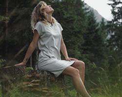 Husky Dot L beige dámské šaty