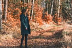 Husky Daili L faded orange dámský péřový kabát