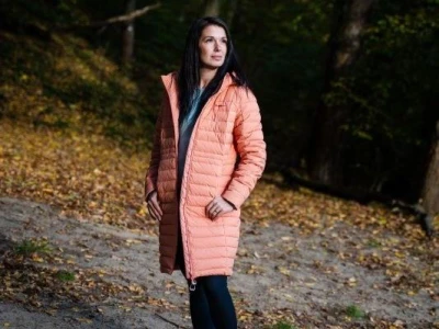 Husky Daili L red dámský péřový kabát