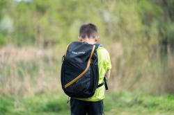 Husky Jikko 15l black dětský batoh