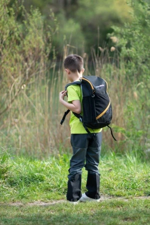 Husky Jikko 15l black dětský batoh