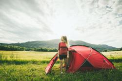 Husky Felen 2-3 zelená expediční stan pro dvě osoby + sleva 400,- na příslušenství