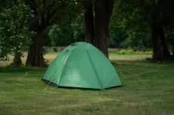 Husky Beast 3 dark green ľahký turistický stan pre 3 osoby