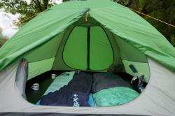 Husky Beast 3 dark green ľahký turistický stan pre 3 osoby