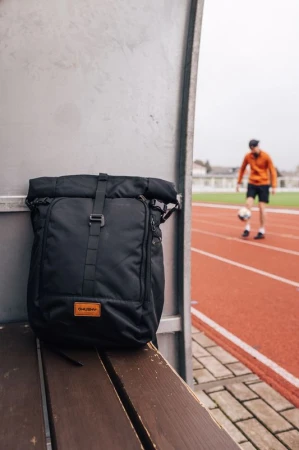 Husky Moper 28l black městský batoh
