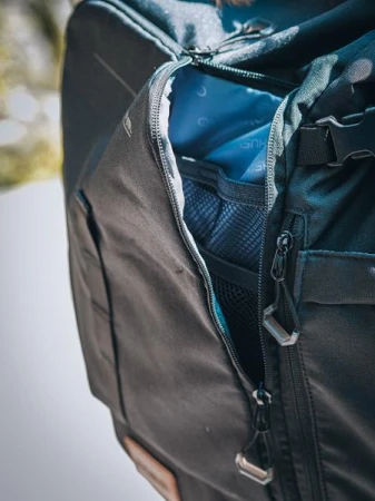 Husky Moper 28l black městský batoh