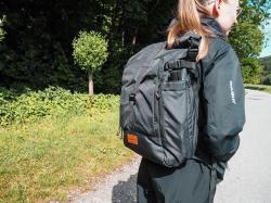 Husky Moper 28l dark blue městský batoh