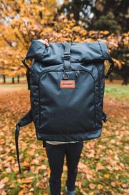 Husky Office Shater 23l black batoh