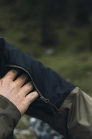 Husky Nickin M khaki/black pánská hardshell bunda