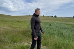 Husky Anara M black pánská mikina s kapucí