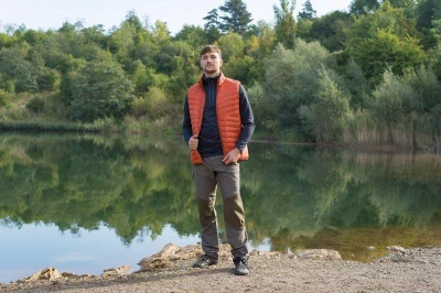 Husky Dresles M brick orange pánská péřová vesta