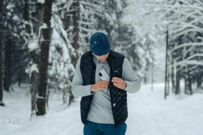 Husky Dresles M orange pánská péřová vesta